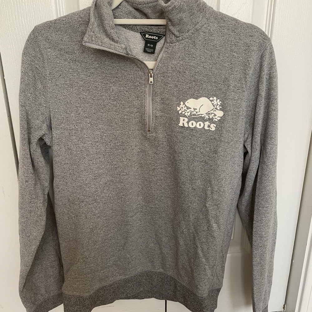 Roots half zip